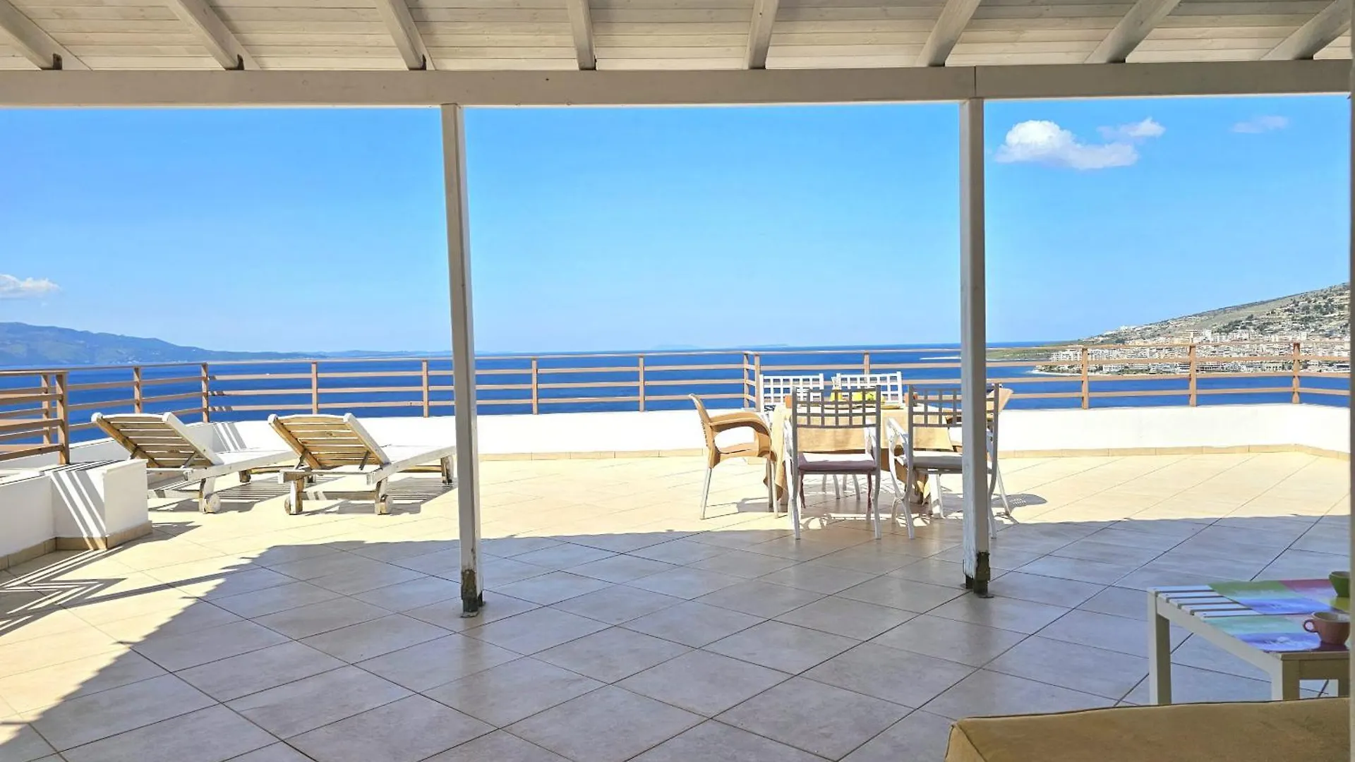 Sunset Penthouse Apartman Saranda